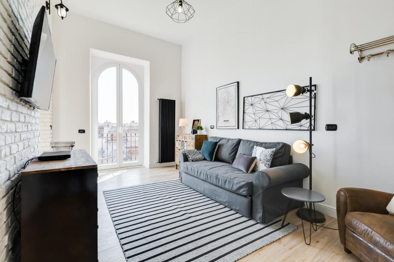 Bmga L Glam Industrial 3-Bed Apartment In Termini Rome Buitenkant foto