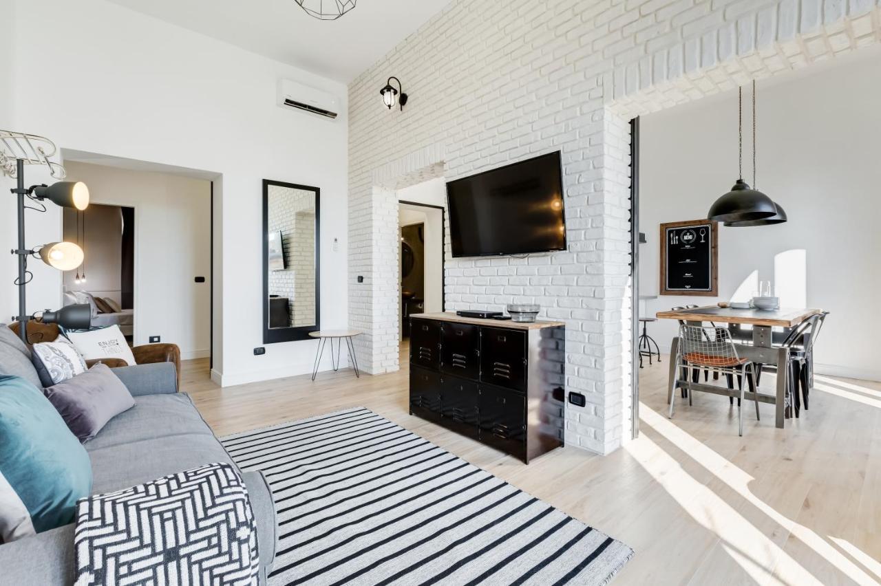 Bmga L Glam Industrial 3-Bed Apartment In Termini Rome Buitenkant foto